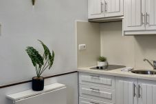 Apartamento en Granada - B2) APM-2