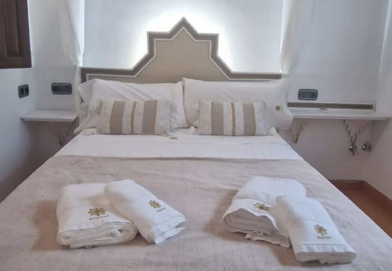 Apartamento en Granada - B2) APM-10