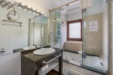 Apartment in Granada - B) APM-6