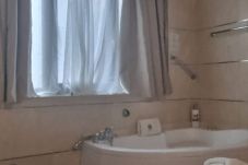 Apartment in Granada - B2) APM-10